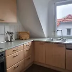Monteurwohnung Mit Parkplatz - *
